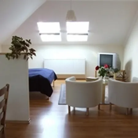 Ilona Apartmanhaz Komárom