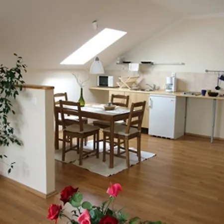 Ilona Apartmanhaz